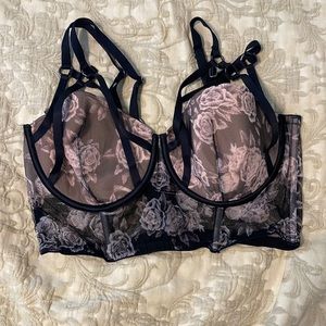 Womens VS lingerie top